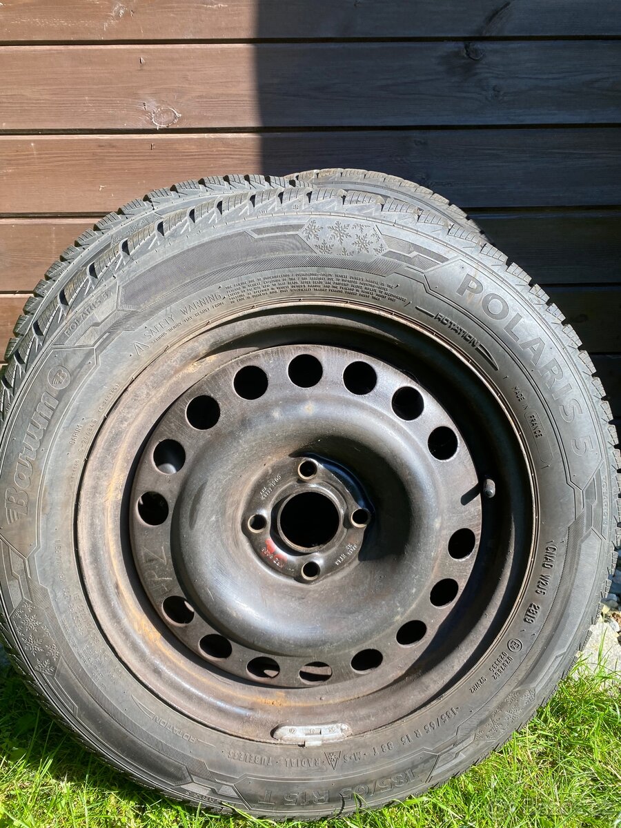 Pneu zimní 185/65 R15 88T.Opel Meriva