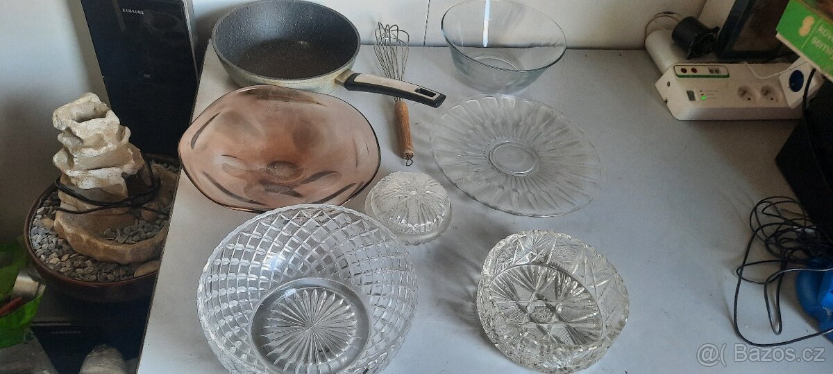Skleněné misy