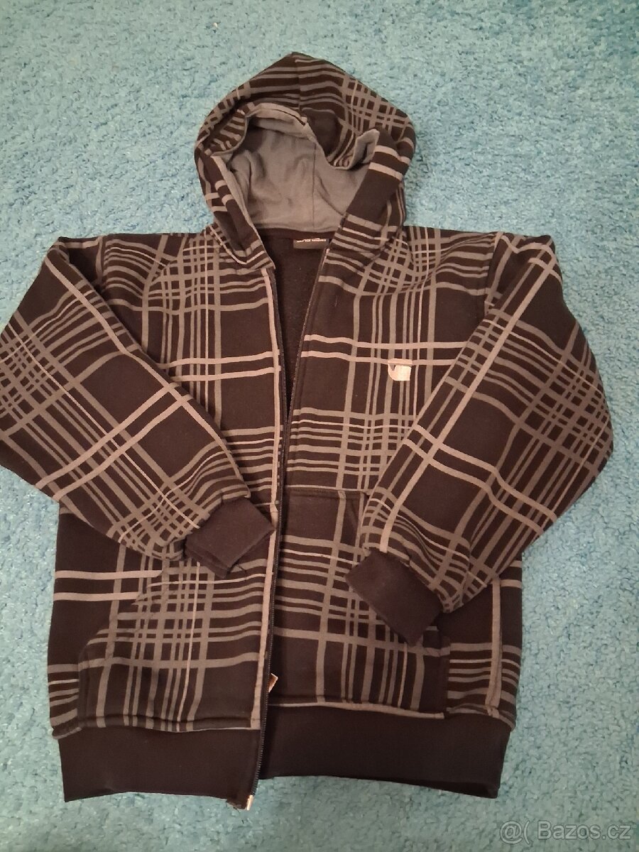 Chlapecka mikina vel. 134