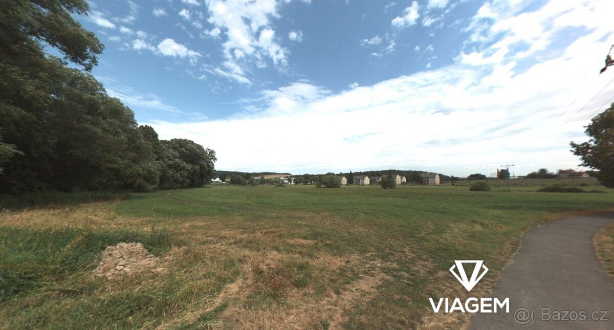 Speculative - state 2,672 m², share 17% of area 445 m²
