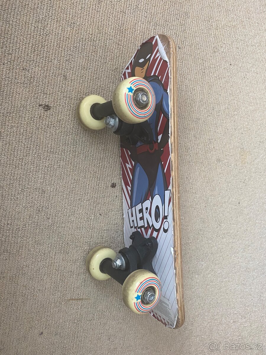 Skate board