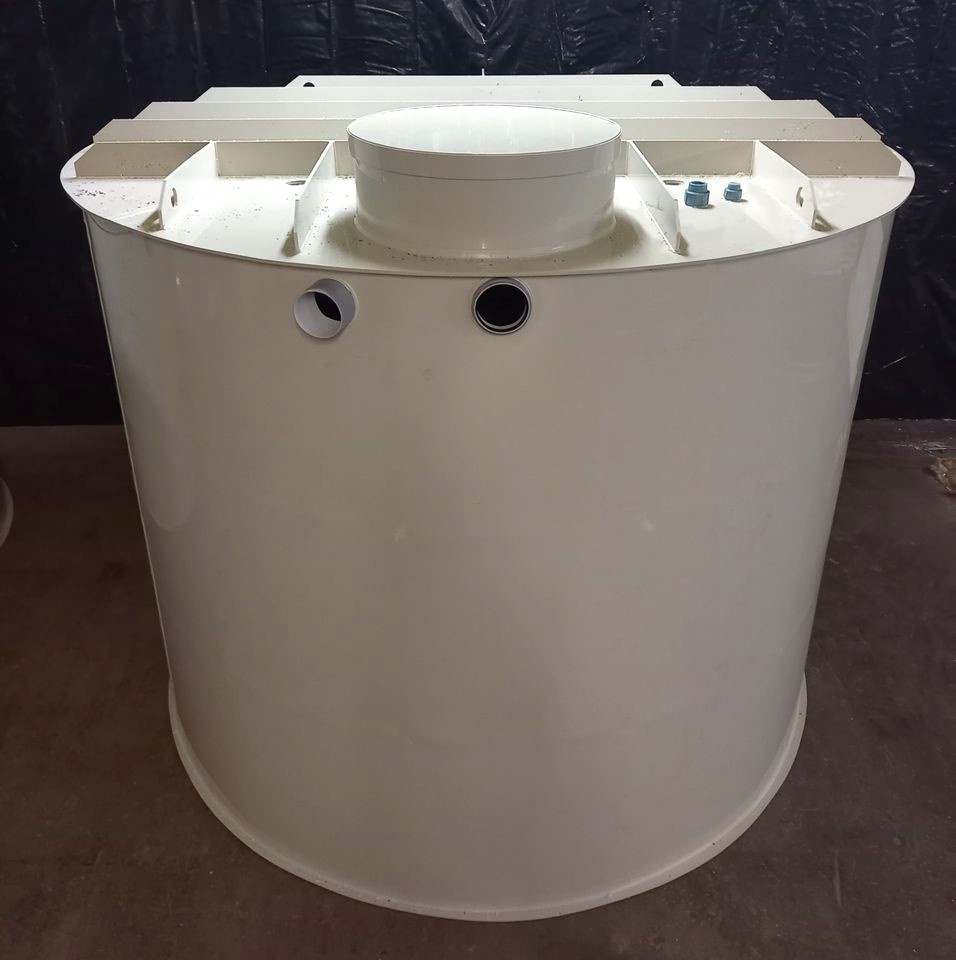 Retenční nádrž na vodu samonosná (jímka) - 10 m3