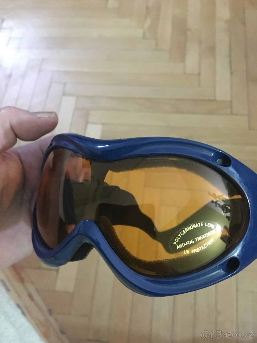 Lyžařské brýle nové,menší velikost dětské .