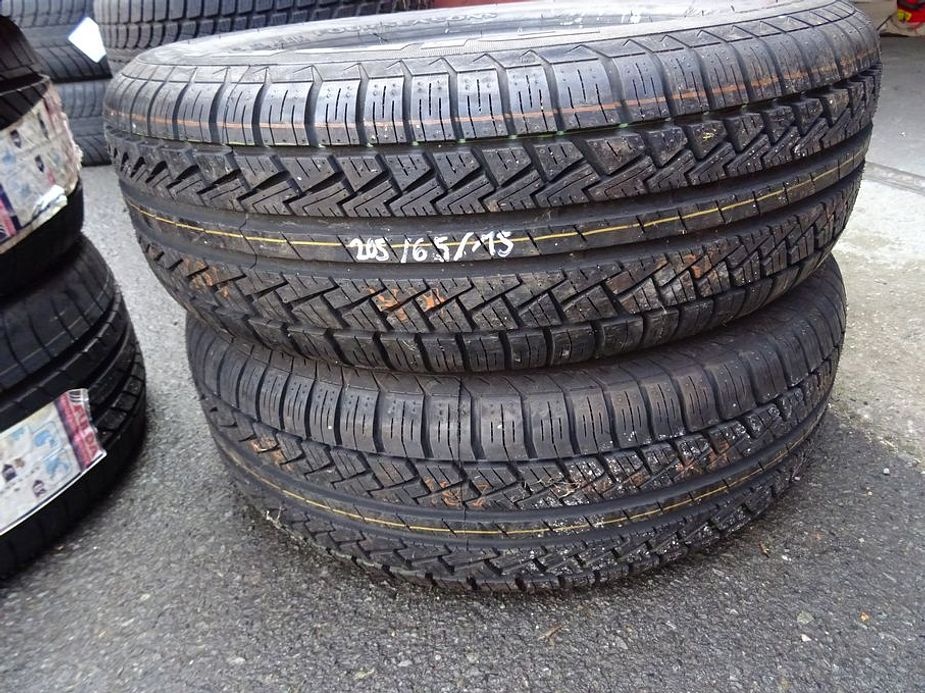 Celoroční pneu Pirelli P6, 205/65/16, 2 ks, 8 mm