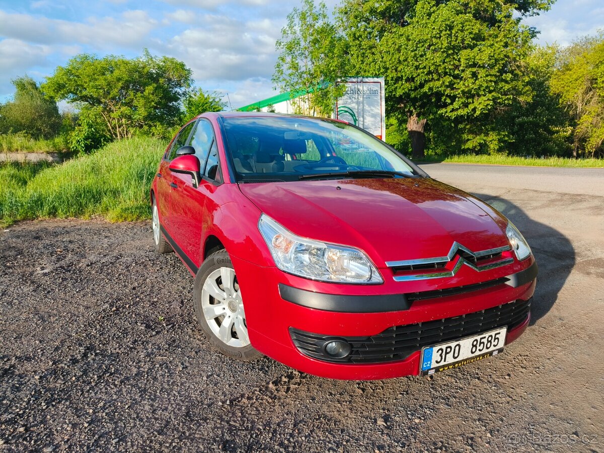 C4 1.4 65kw po servise, tažné, klima, tempomat, nekuřák