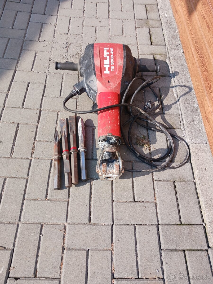 Prodám bourací kladivo
