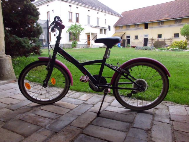dětské dívčí kolo Btwin, 20"