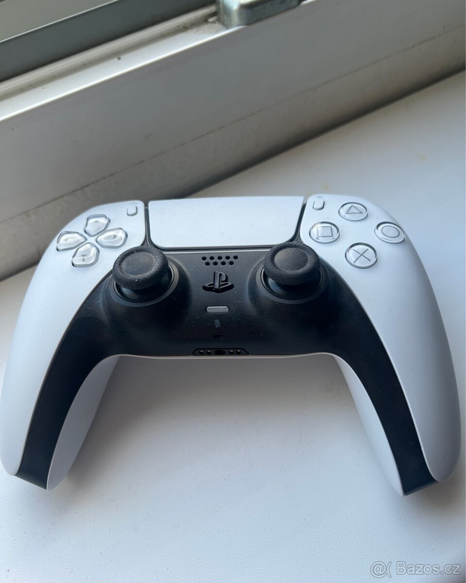Sony PlayStation 5 DualSense (bílý) - nový, málo používaný
