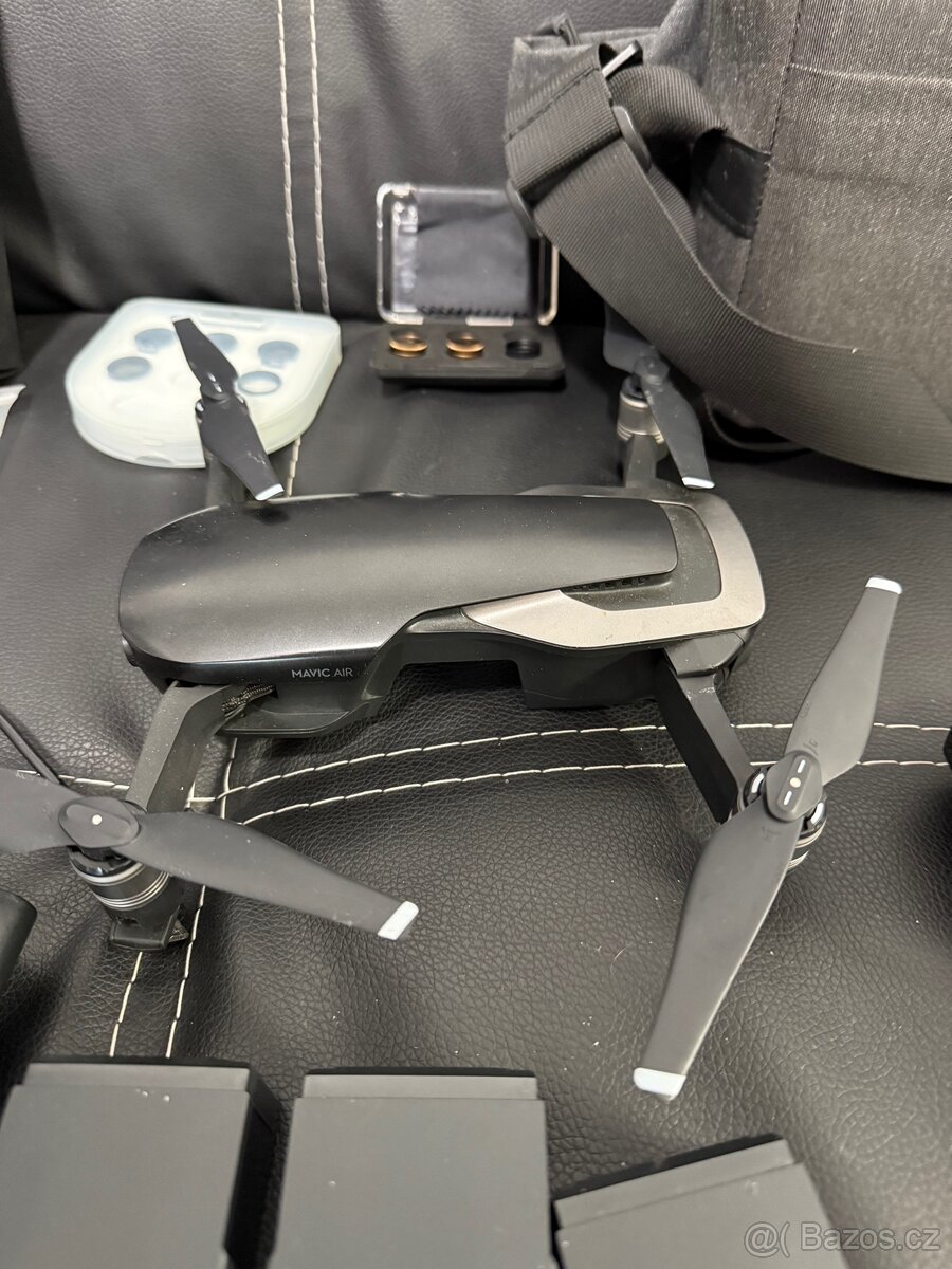DJI Mavic Air Fly More Combo
