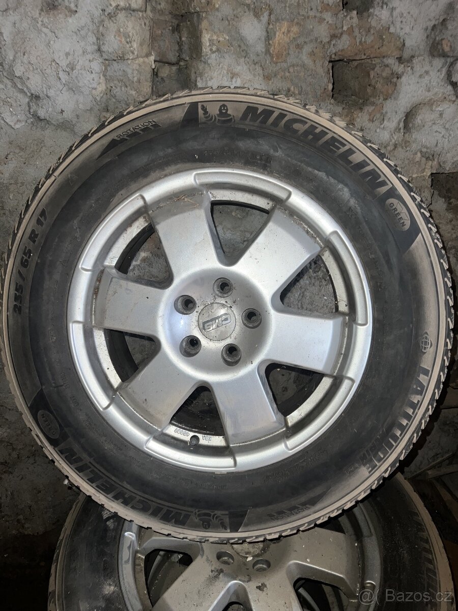 Alu kola 5x112 R17 Pneu 235/65R17