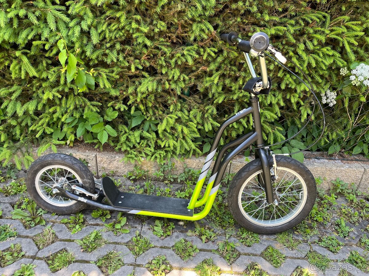 Koloběžka Yedoo city