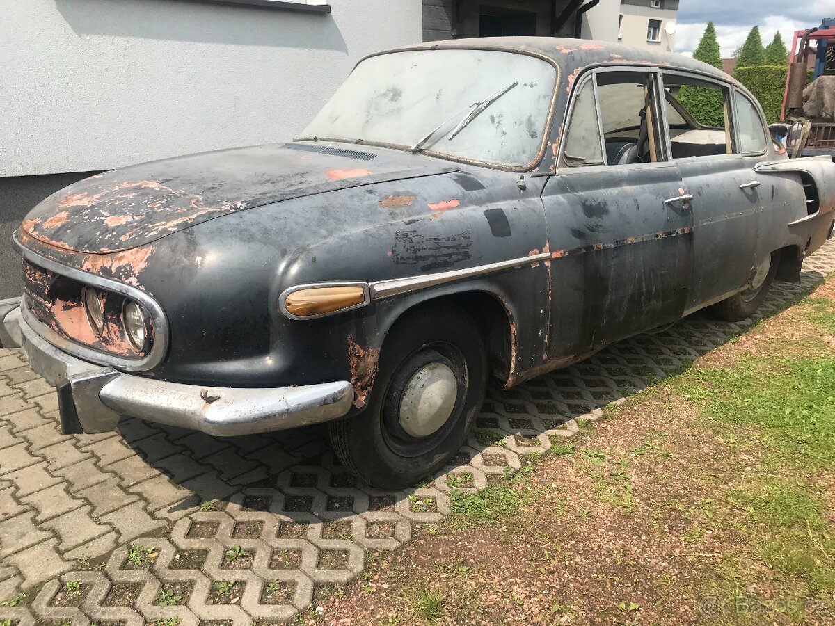 Tatra 603 1974 rok V8