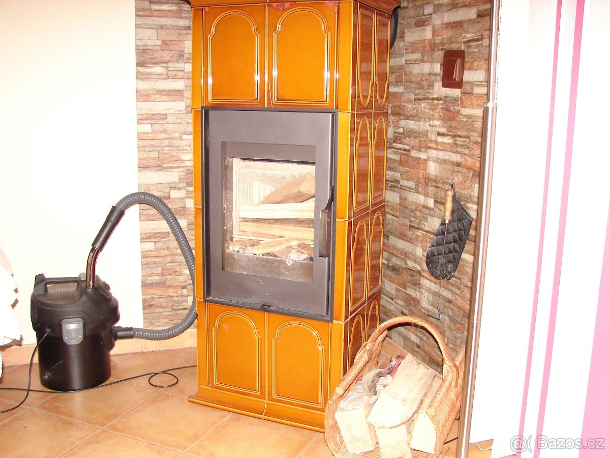 Kachlová kamna