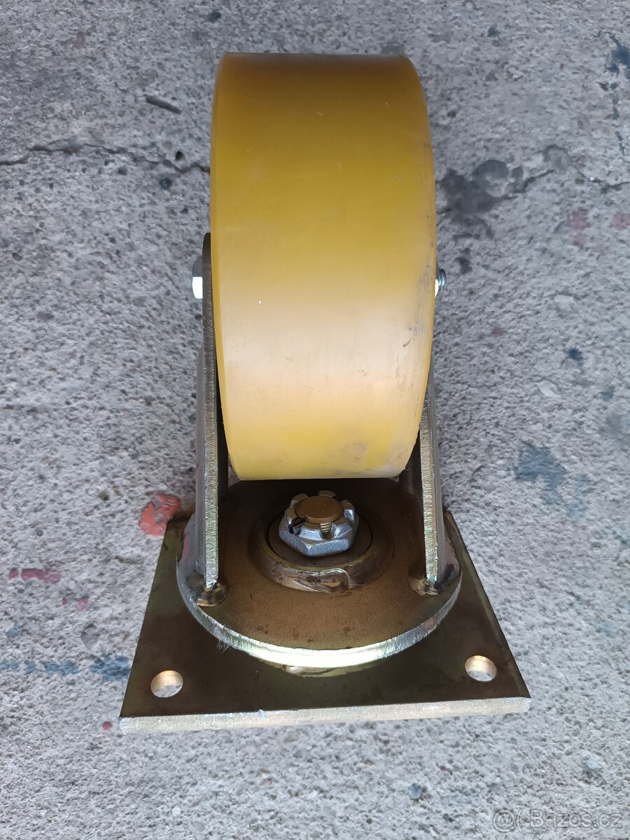 Masivní kolečka 200mm