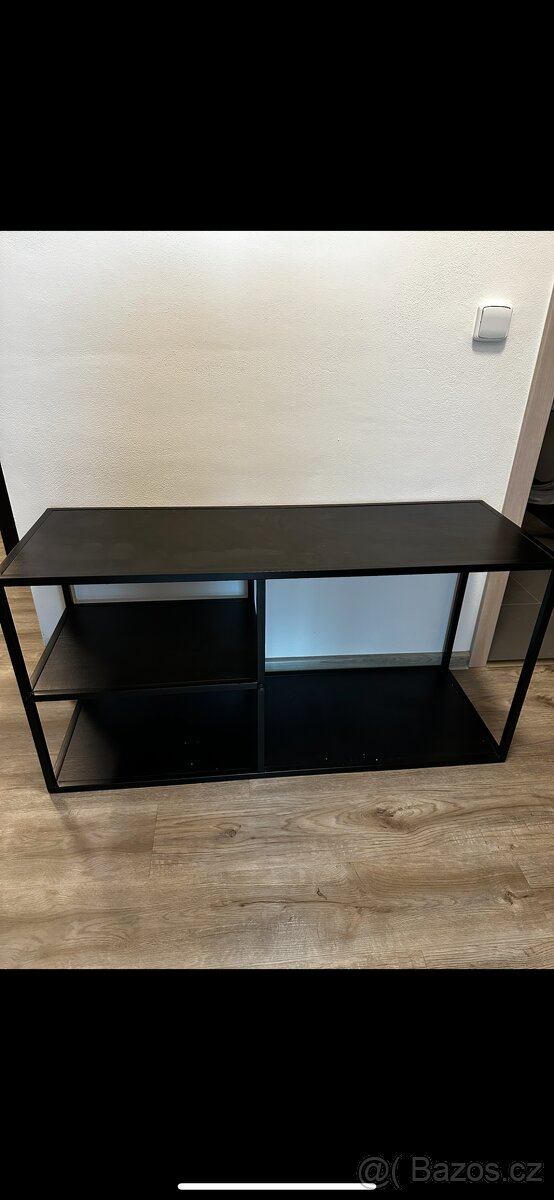 Tv stolek