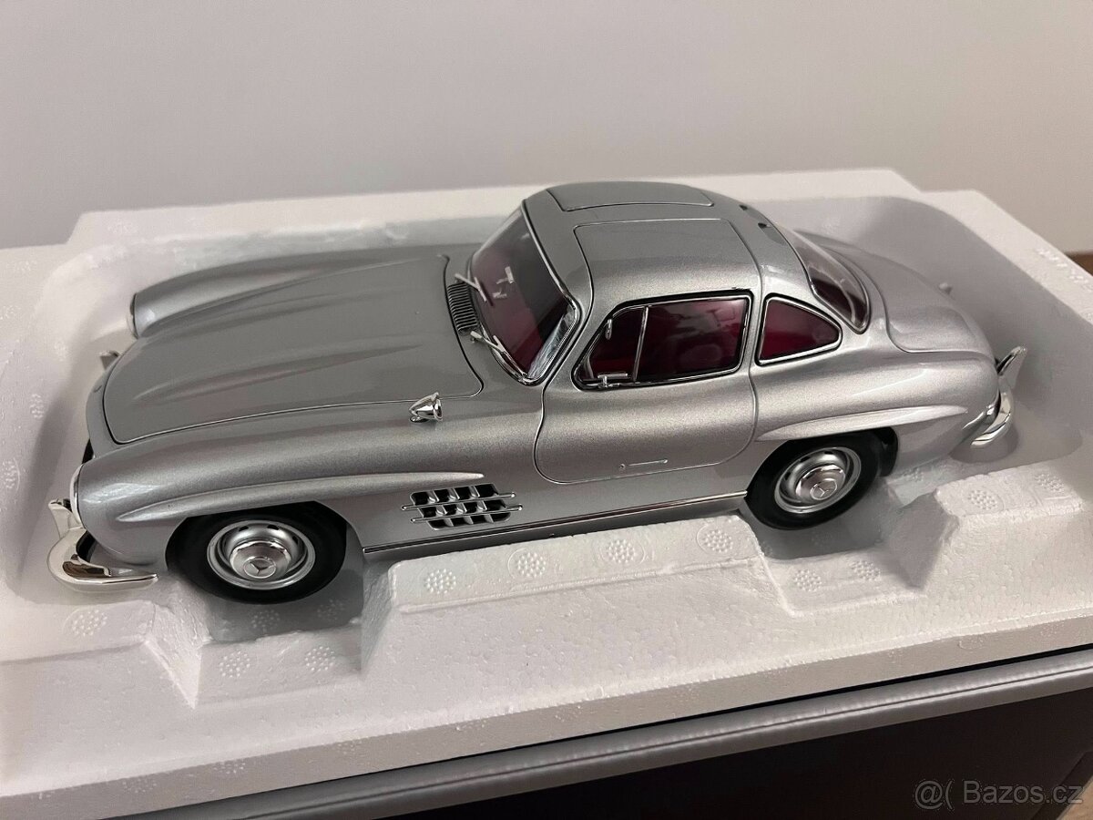 1:18 Mercedes-Benz 300SL Gullwing - NOREV