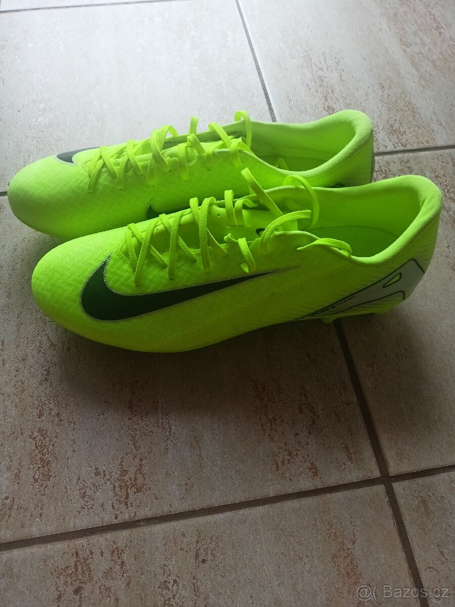Kopačky Nike Zoom Mercurial Vapor 16