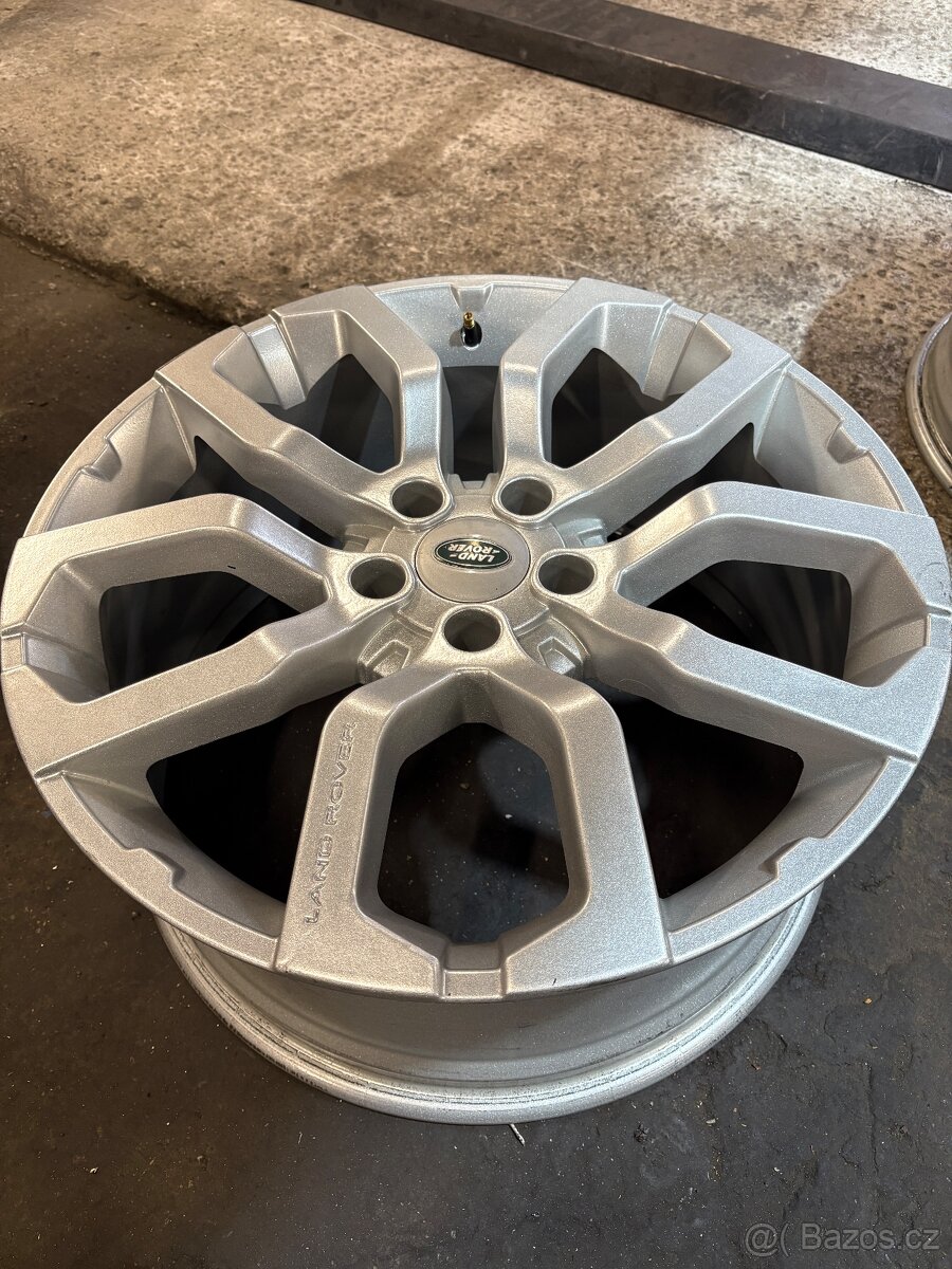 ALU kola R20
