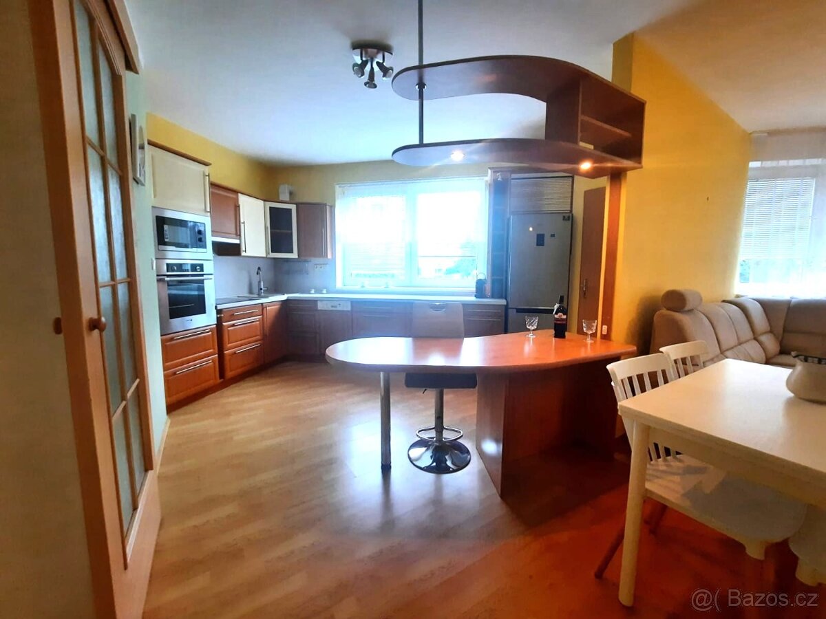 Pronájem bytu 4+kk, ul. Zapletalova, Slezská Ostrava