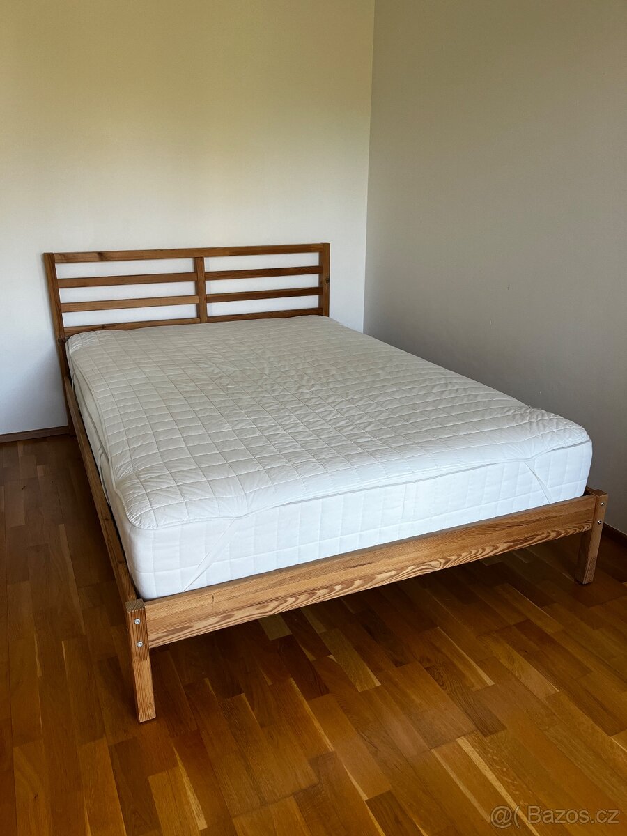 IKEA Tarva postel 140×200 + matrace Hokkasen + rošty