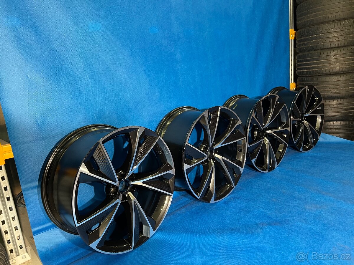 NOVÉ originální ALU disky Audi RS7