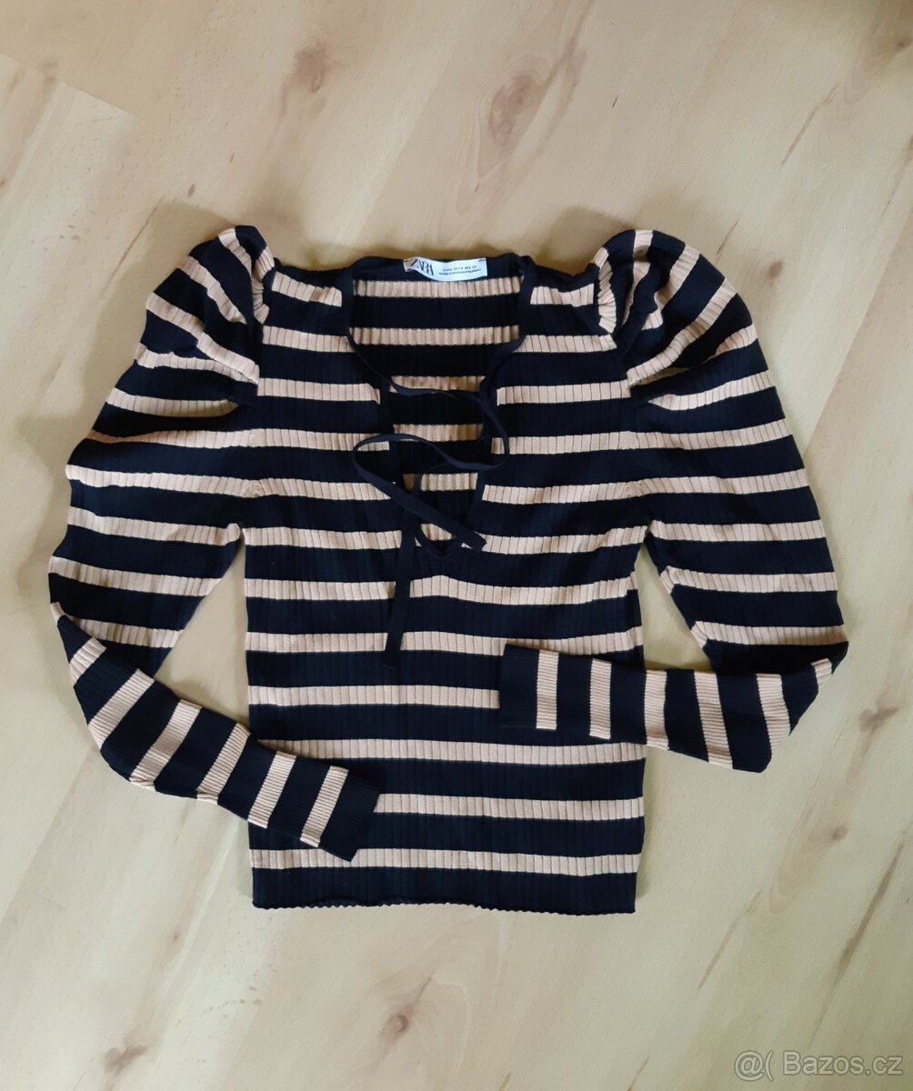 Nový svetřík Zara velikost M