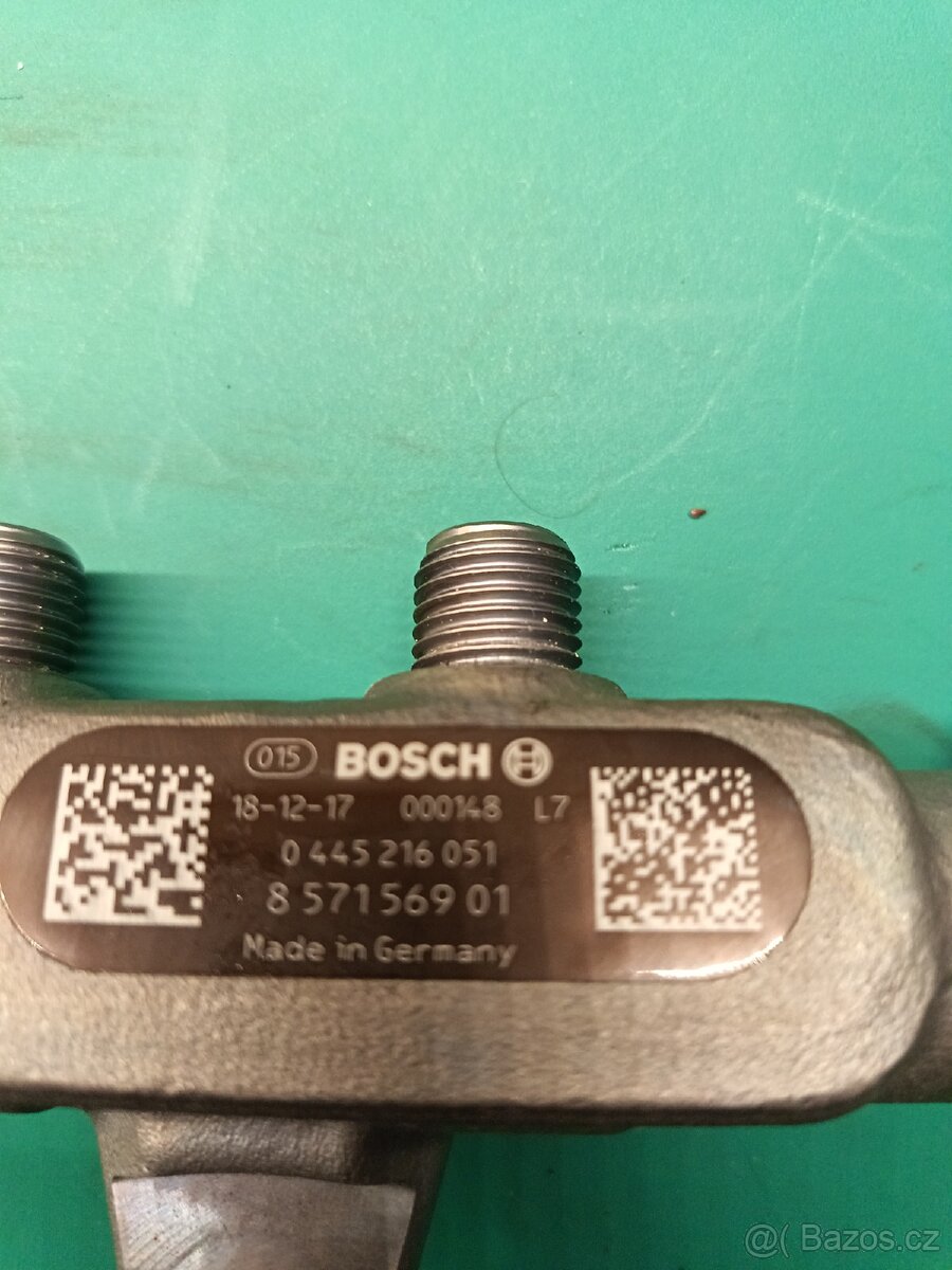 Vstřikovací lišta Bosch 8571569 01