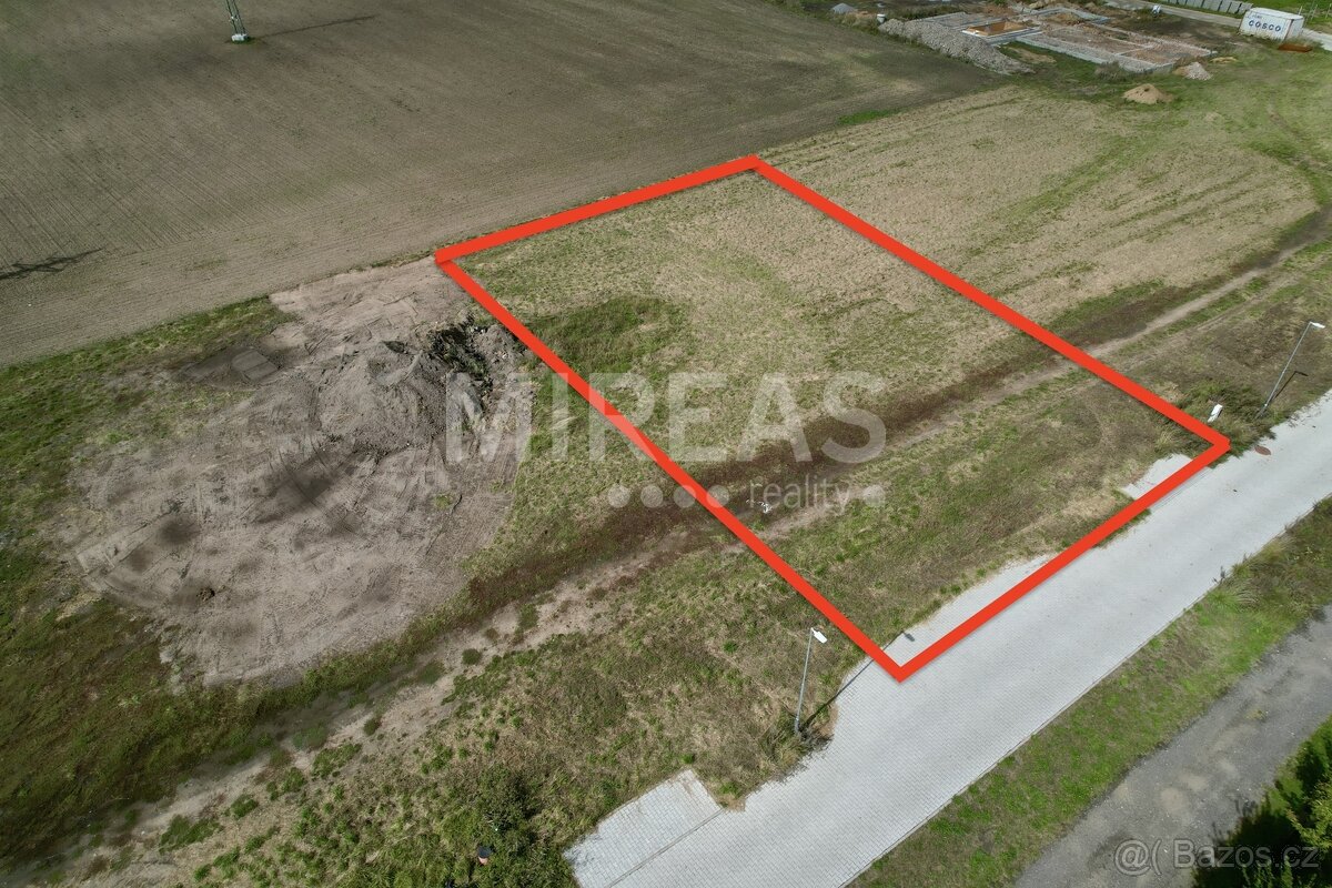 Hořátev, prodej stavebního pozemku 898 m2, okr. Nymburk.