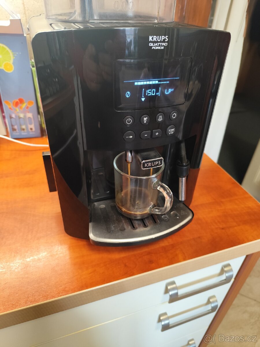 Prodám automatický kávovar Krups EA81