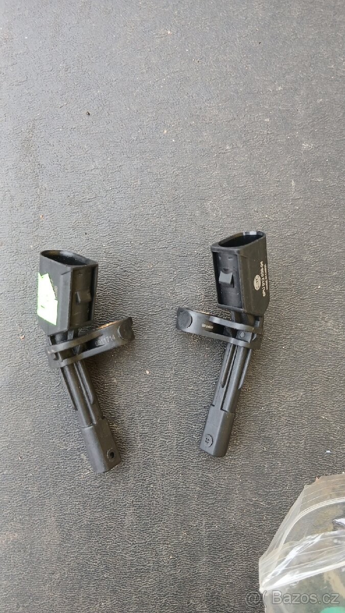 Škoda Superb II snímač ABS