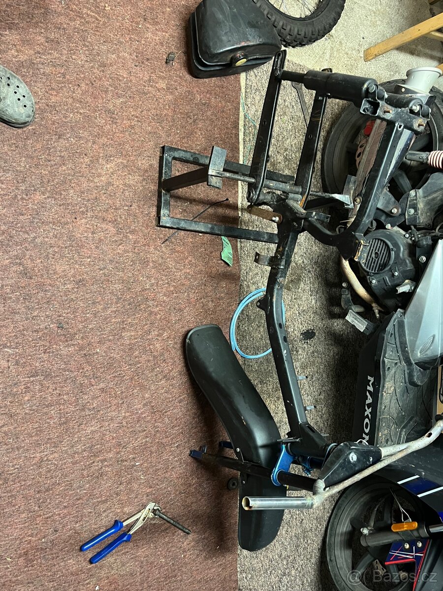 Náhradní díly jawa pionýr