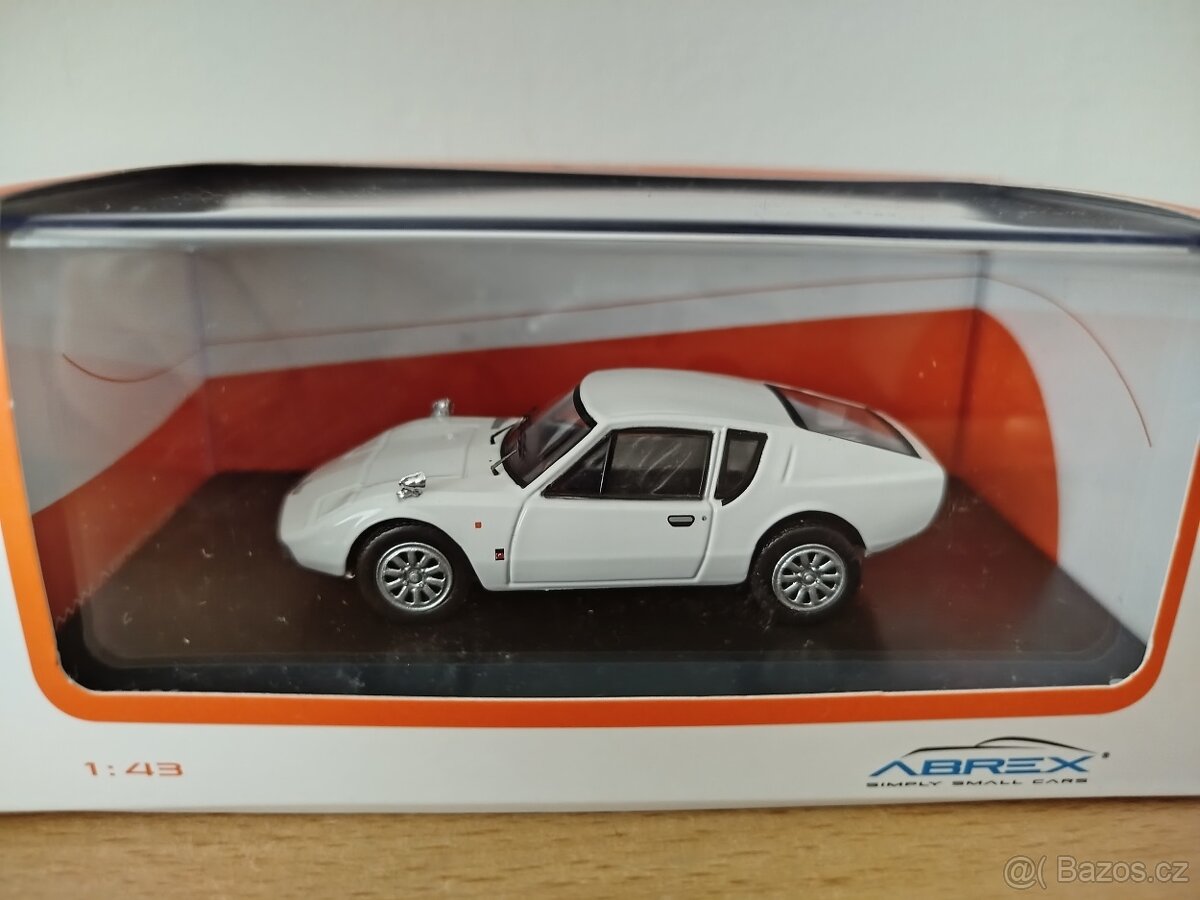 Predám modely aut Škoda a UVMV GT 1:43.