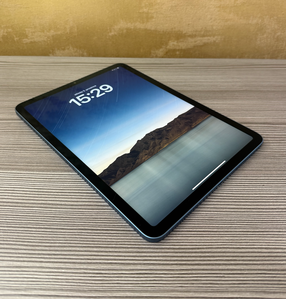 Apple iPad Air 10.9" 2022 M1 64GB modrá