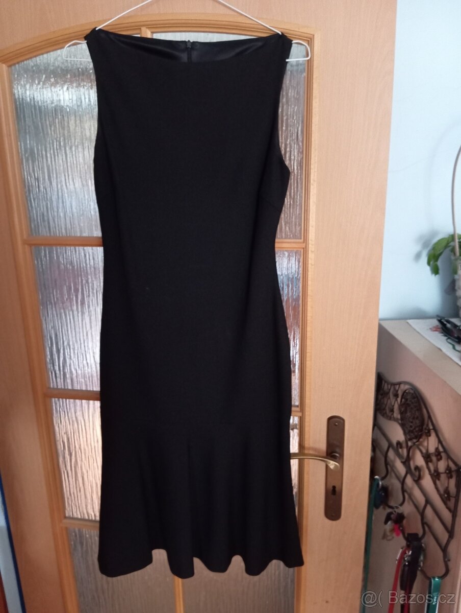 Prodám šaty černé společenské vel.S