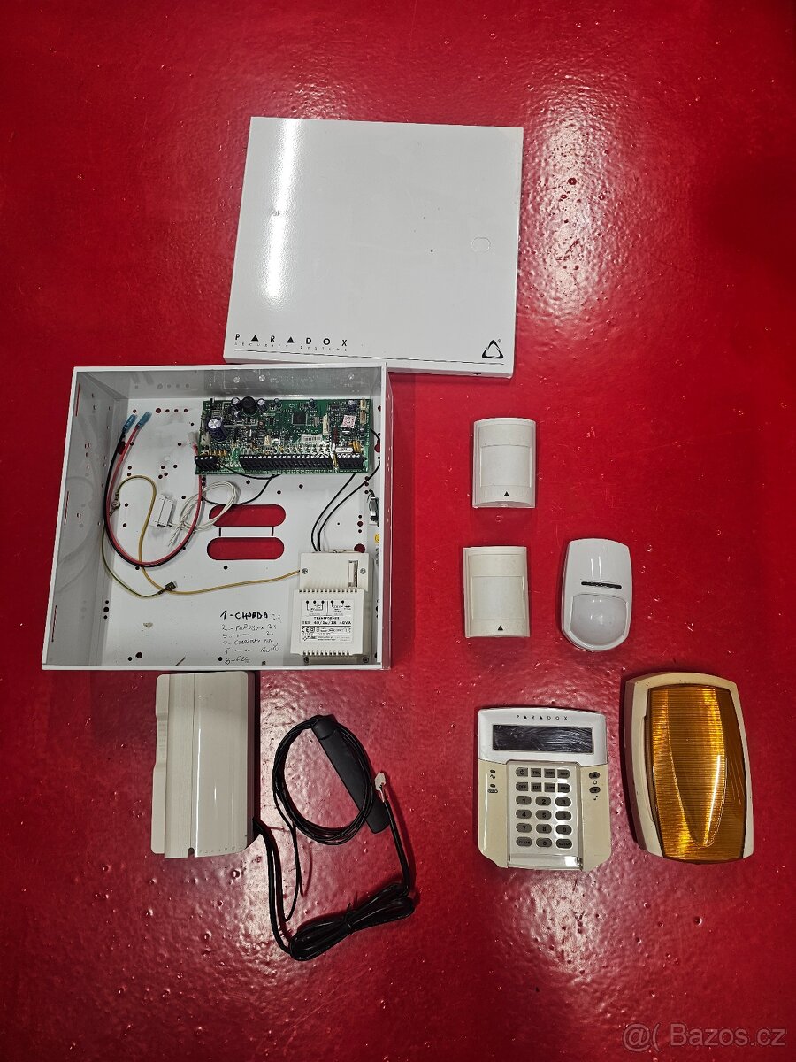Set ústředny EZS, Klávesnice Paradox