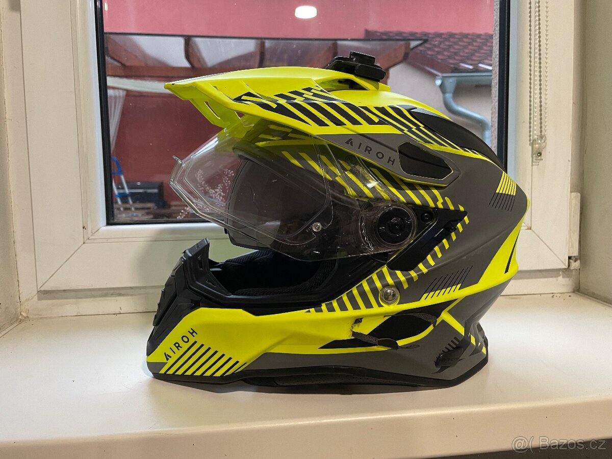 Enduro helma Airoh Commander