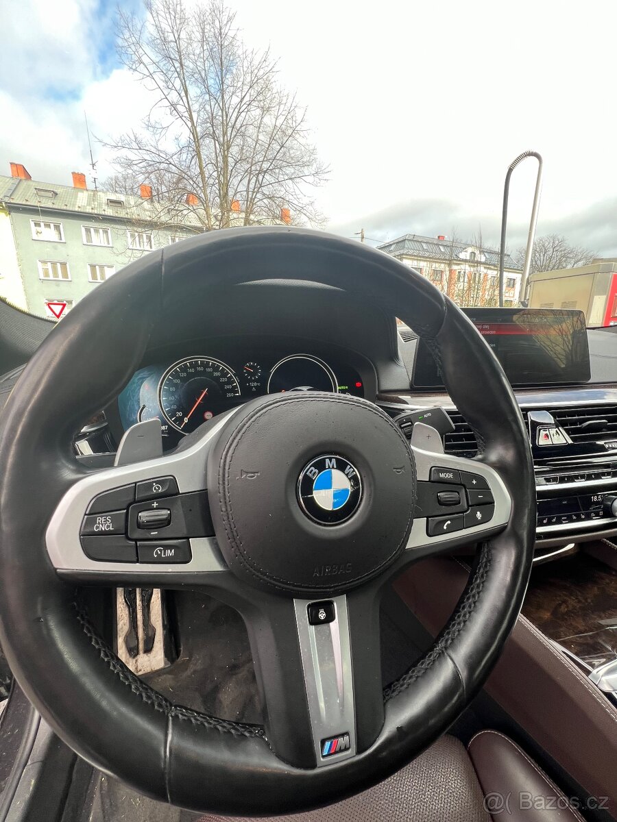 Prodám BMW 540i xdrive