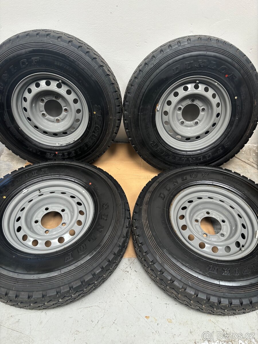 225/95/16C Dunlop Sp Qualifier Toyota Landcruiser Nové