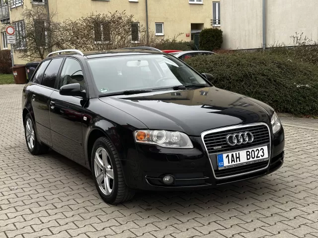 Audi A4 B7 2.0 TDI Kůže Navi Xenony Tažné Tempomat ALU kola