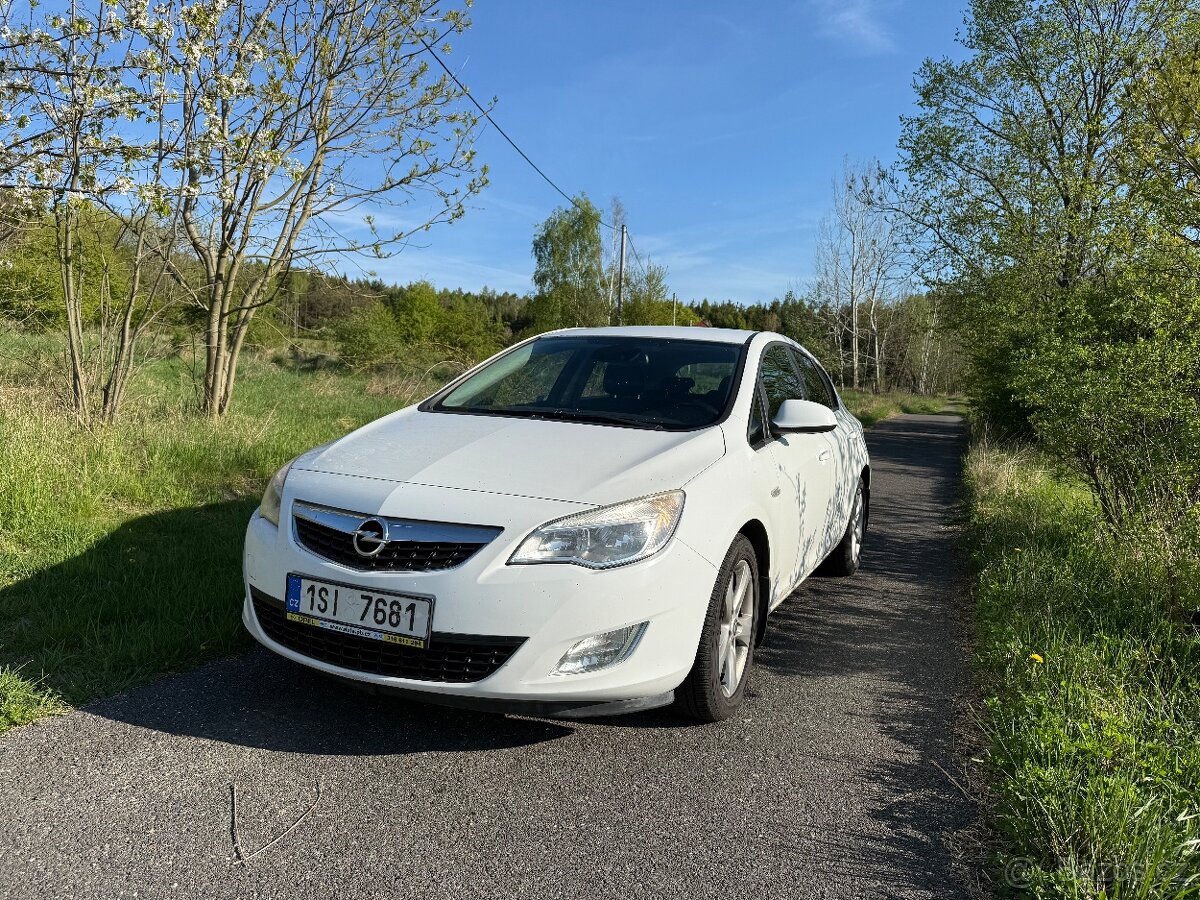 Opel ASTRA 1.7 CDTi