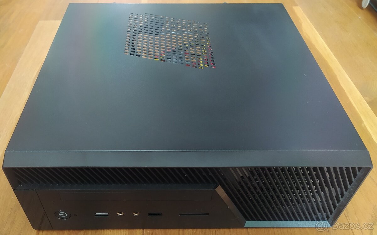 Mini ITX Chieftec BU-12B-300 + 300W Erocase TFX zdroj
