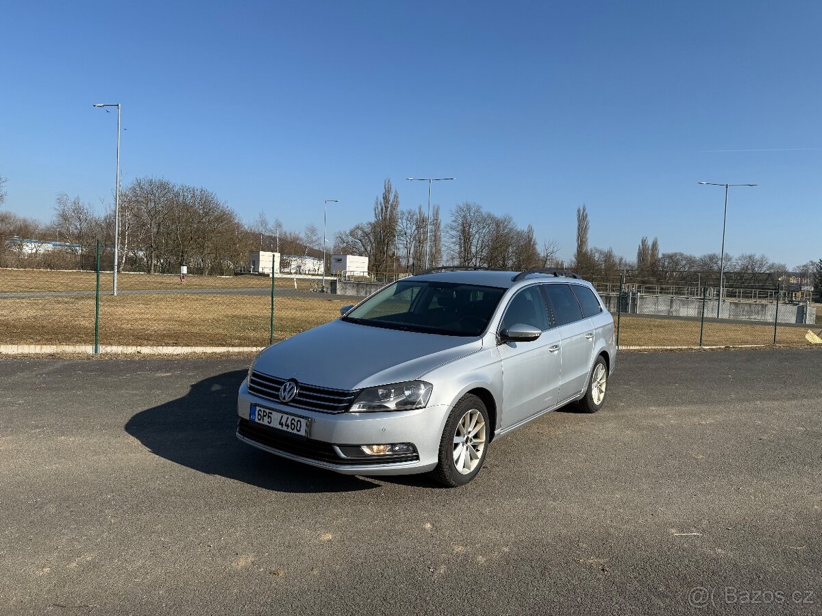 Passat 2.0tdi 103kw 2013 4x4 manuál, kamera, tazne