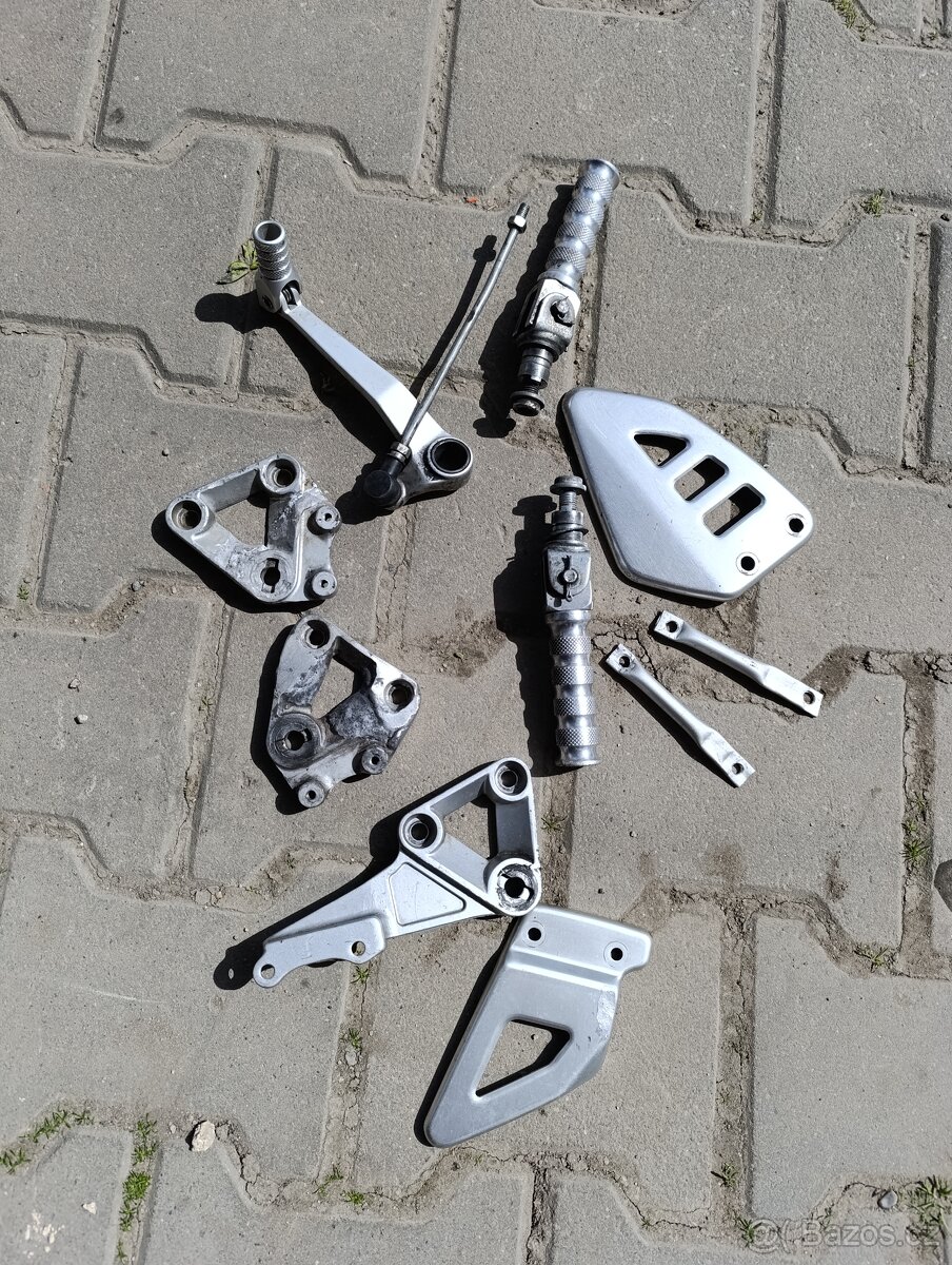 Suzuki SV/GSXR/TL stupačky