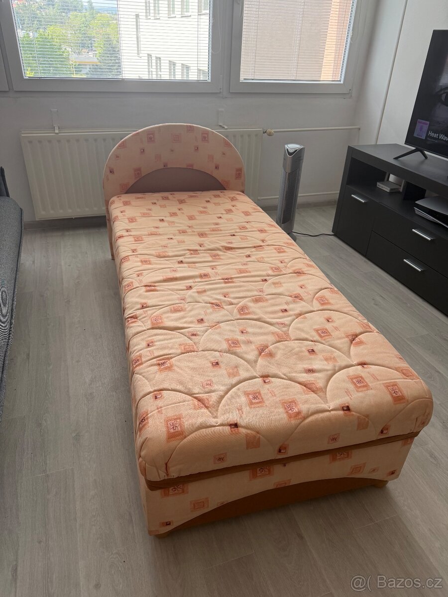 Starší postel 90x200 cm za odvoz