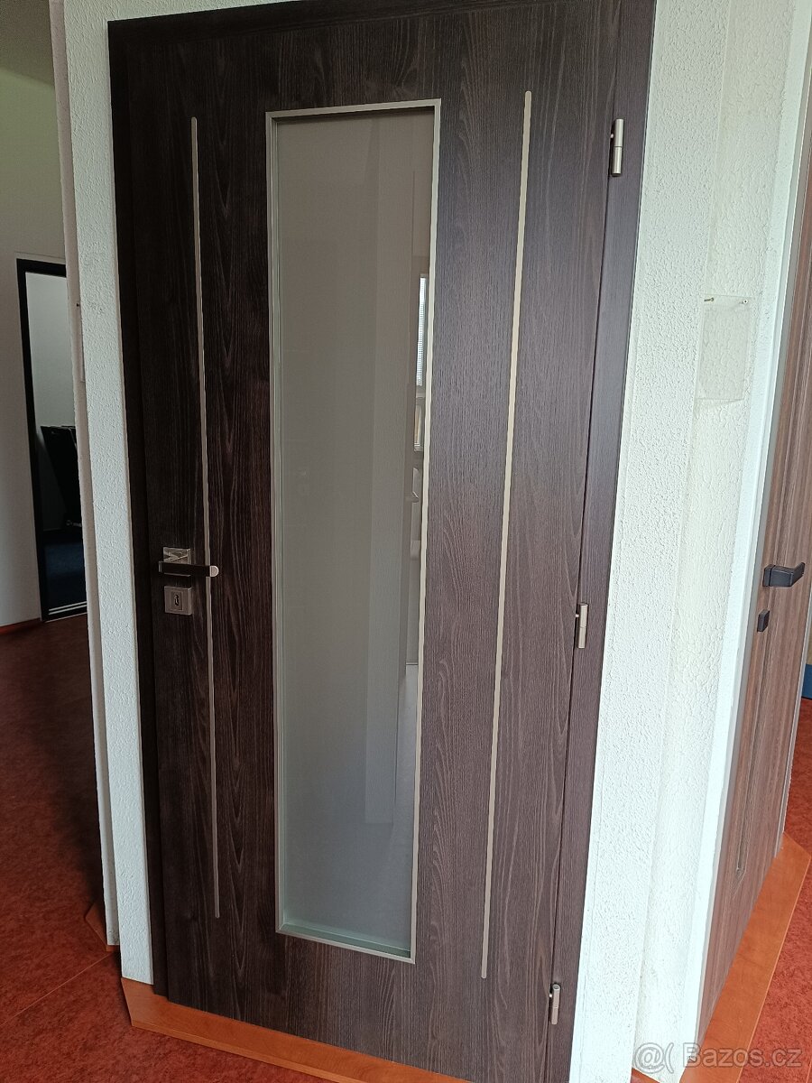 Nové nepoužité dveře včetně zárubně