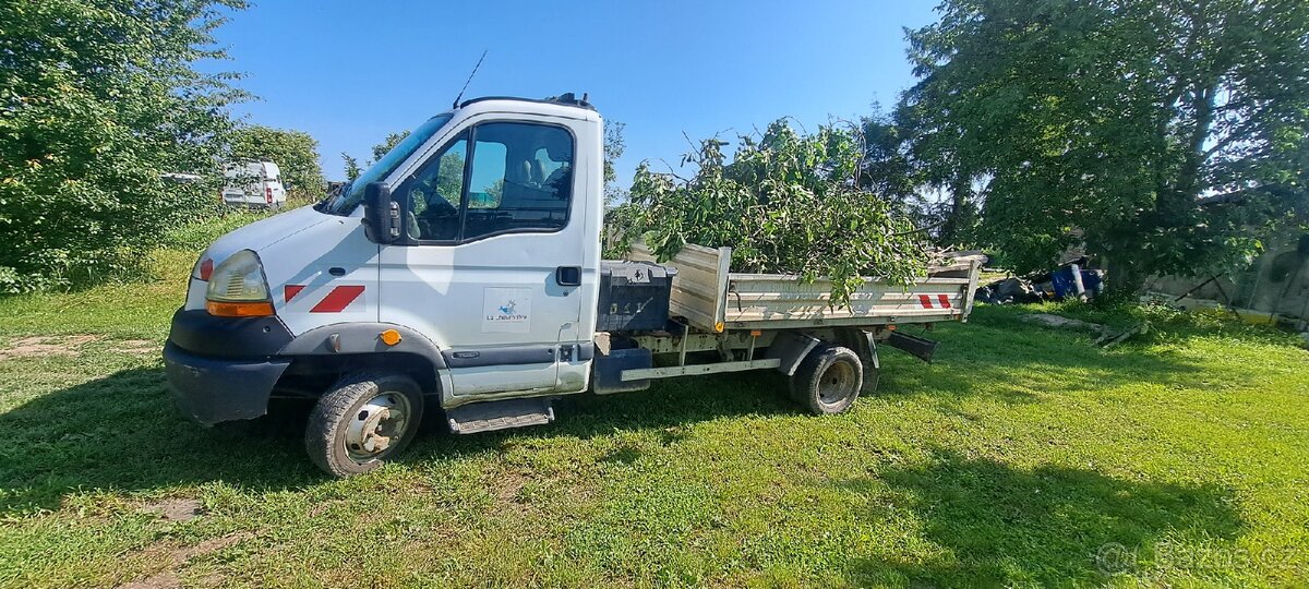 Renault Mascott 3,5t, třístranný sklápěč