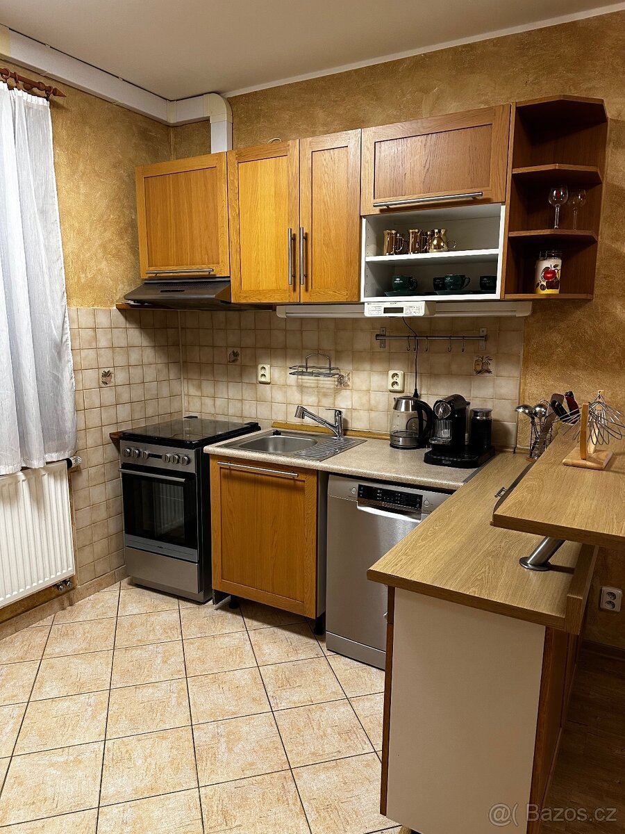 Pronájem bytu 3+kk částečně zařízen