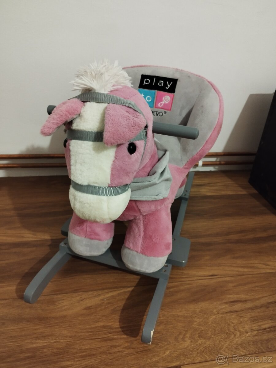 Houpací kůň PlayTo
