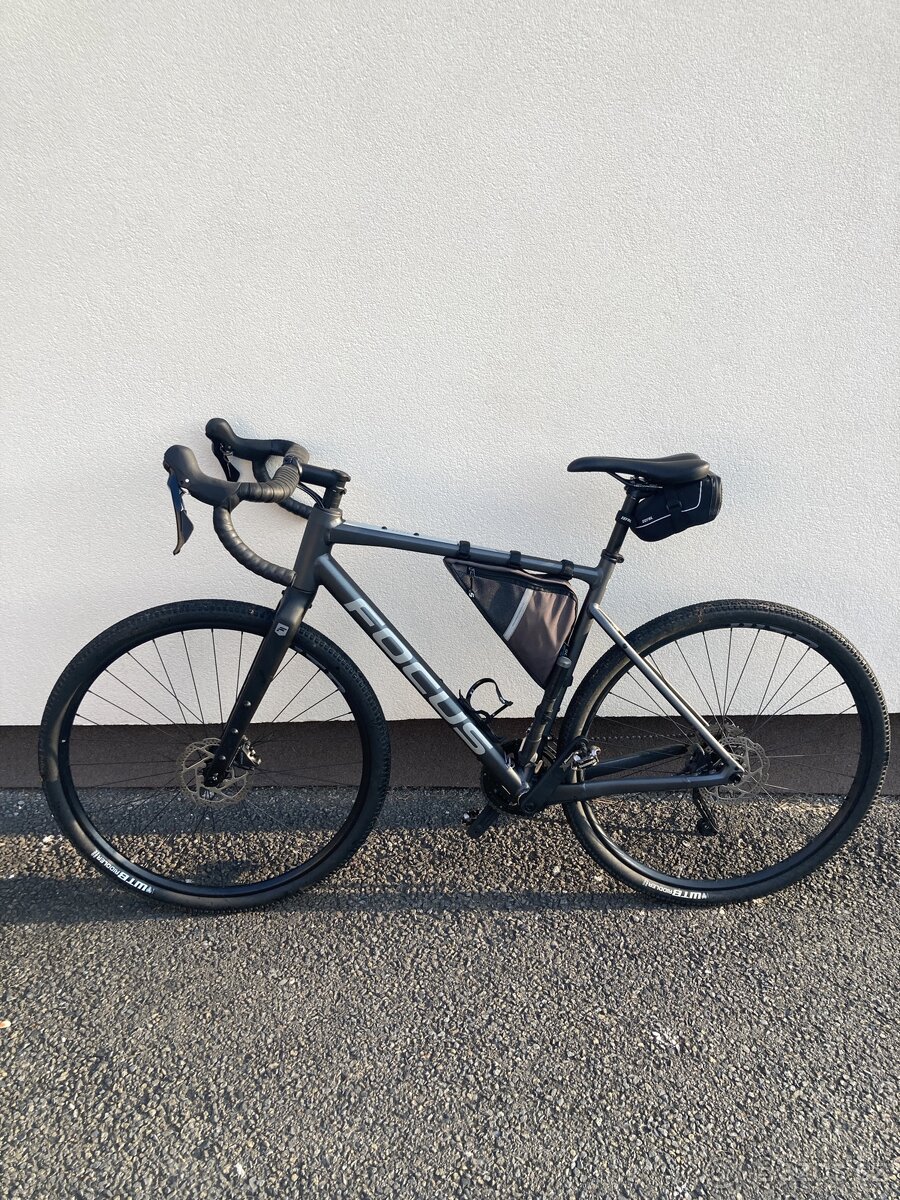 Gravel Focus Atlas 6.7 vel. L