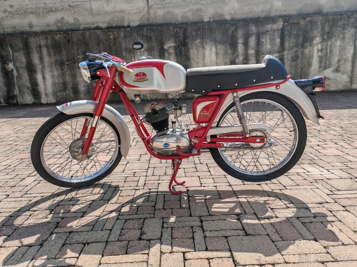 Motocykl F.B Mondial 88 cc rok 1961